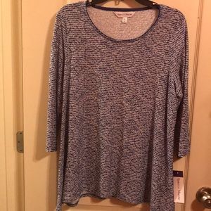 Women’s shirt.  Rebecca Malone brand. Size XL new